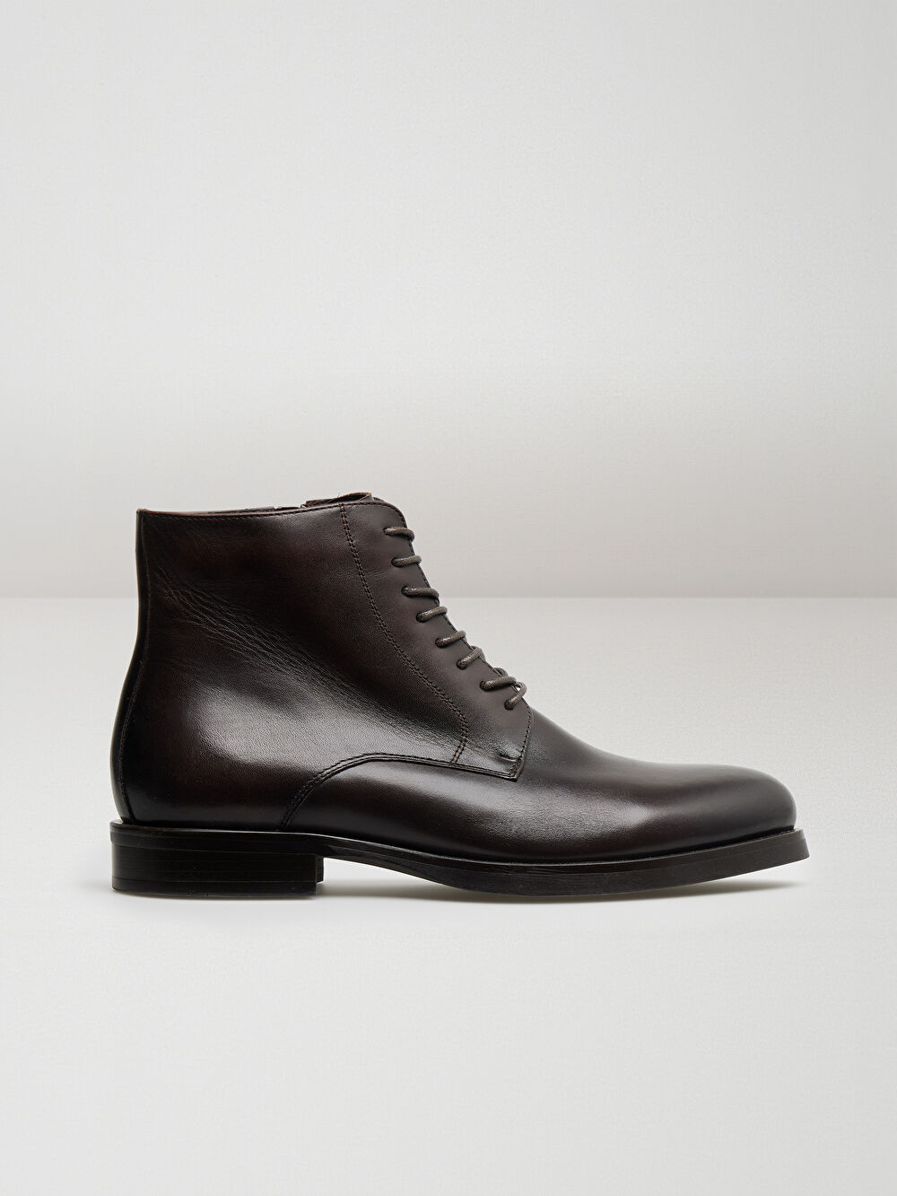 BRĄZOWE BUTY PETERSON